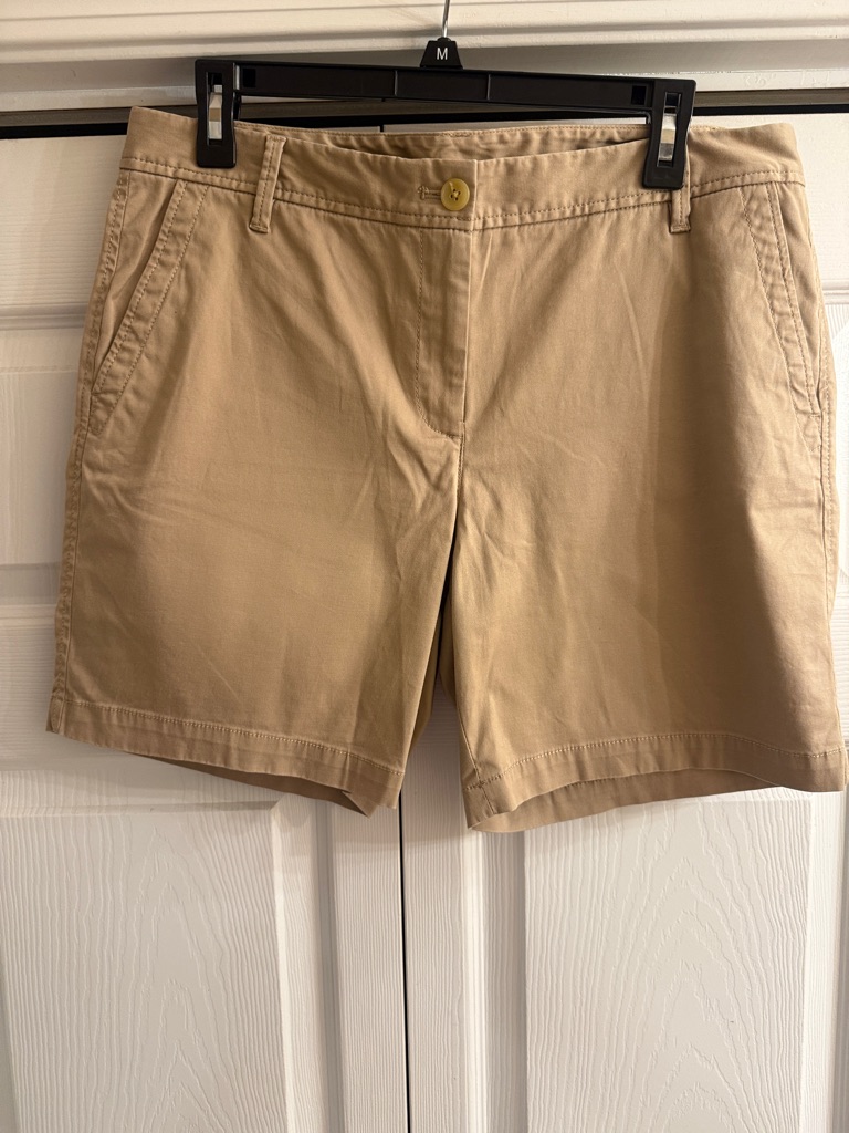 Talbots Khaki Bermuda Shorts Size 10 Inseam 7